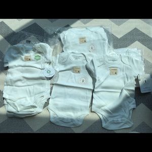 Burt’s bee baby starter bundle